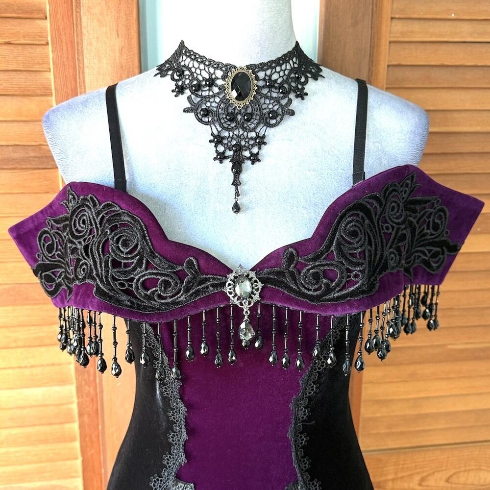 Devil Fashion Gothic Victorian 'Vampire Masquerade' Purple Black Velvet Gown - Picture 3 of 15